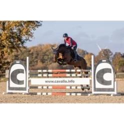 Cavallo Ingrid Klimke Bodywarmer CavalKiki Rood -Pikeur || Cavallo || Dublin Verkoopwinkel cavallo img 1193.9f9012