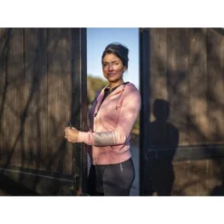 PK Sweat Vest Olivia Candy Pink XS -Pikeur || Cavallo || Dublin Verkoopwinkel pk notable olivia liggend hr.2818cd