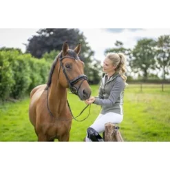 PK Vest Olympus Rifle Green -Pikeur || Cavallo || Dublin Verkoopwinkel pk olympus liggend.71a81b