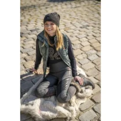 PK Bodywarmer Loretto Camouflage Beetle S -Pikeur || Cavallo || Dublin Verkoopwinkel pk22 loretto staand 1.d41ee7