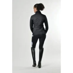 Dublin Jas Lia Hybrid Quilted Zwart -Pikeur || Cavallo || Dublin Verkoopwinkel wb 1010960000 black db lia quilted jacket om back image null hero.d97468